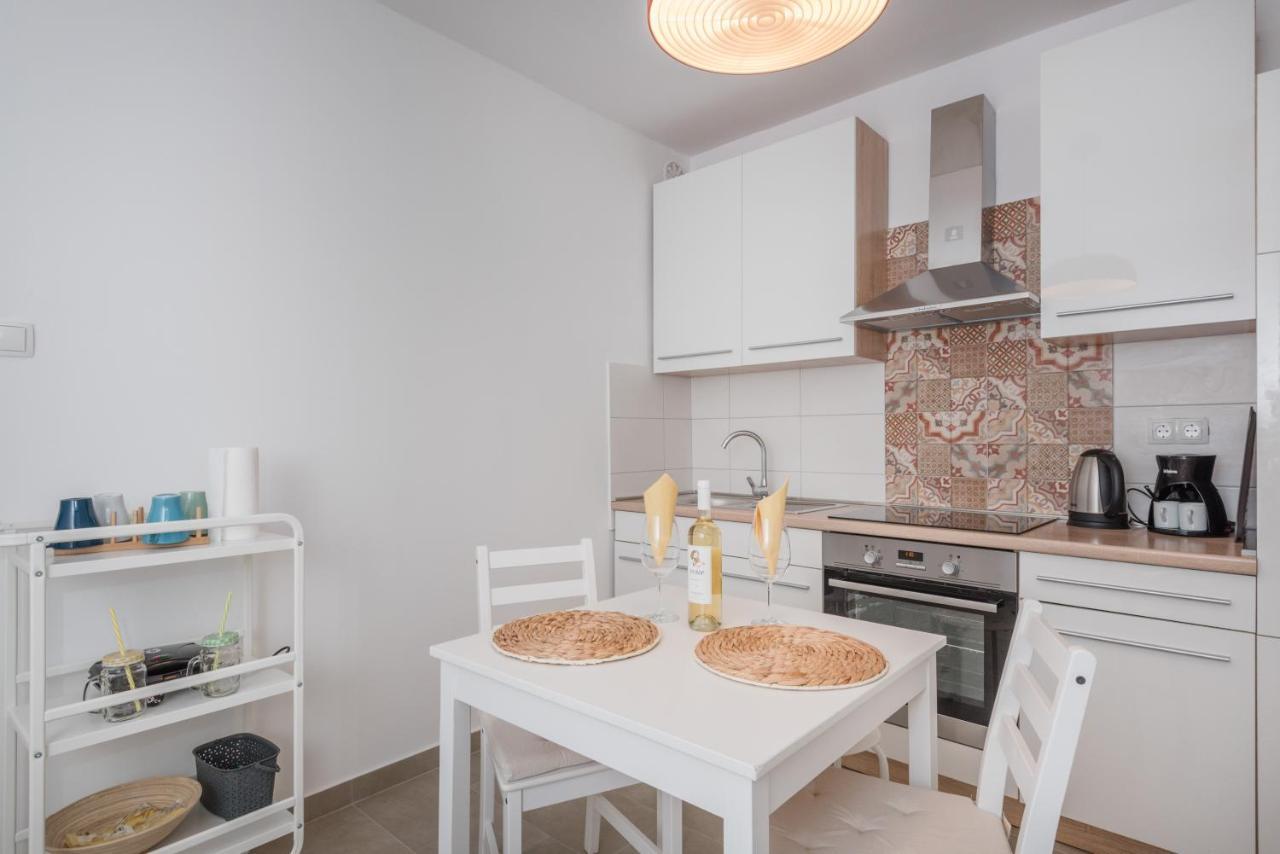 Apartment Angelina Free Public Parking ซาดาร์ ภายนอก รูปภาพ